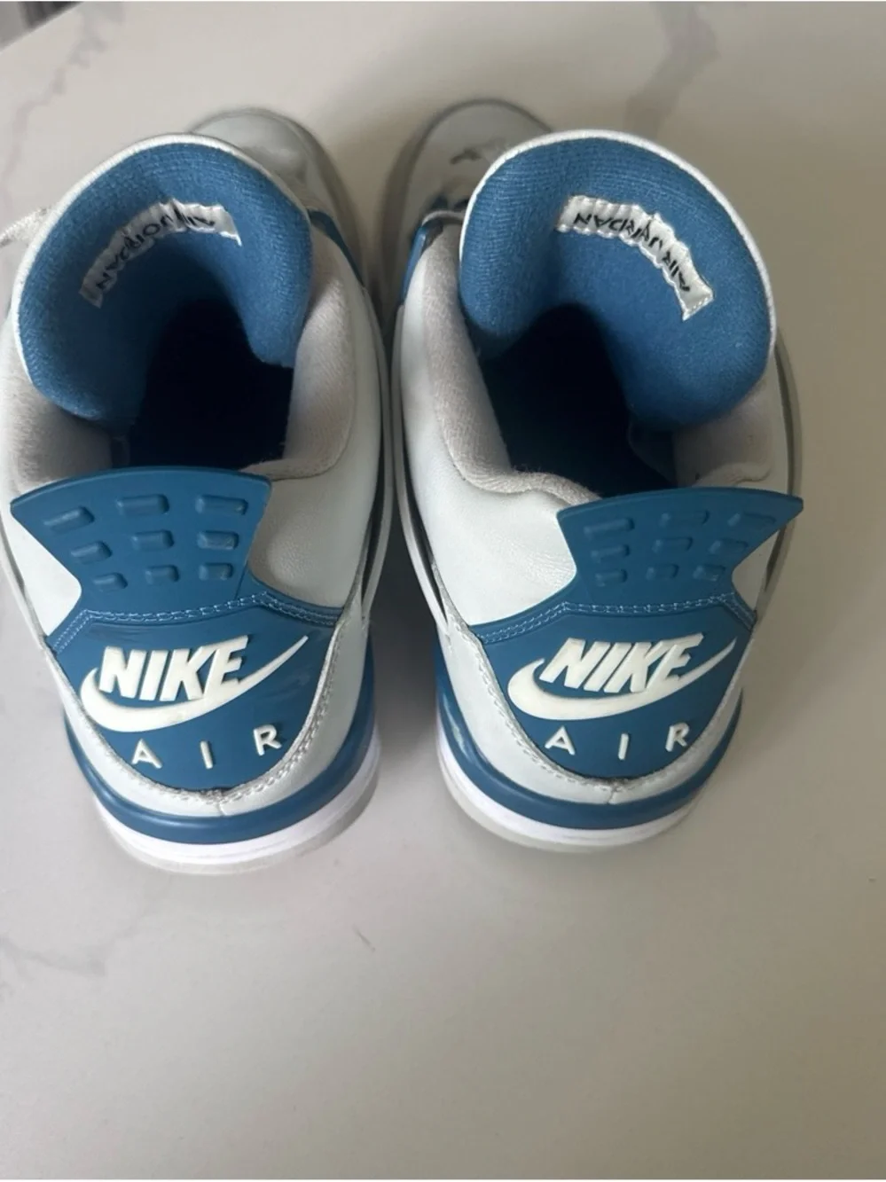 Jordan Men's Sneakers White/Gray/Blue Retro Style